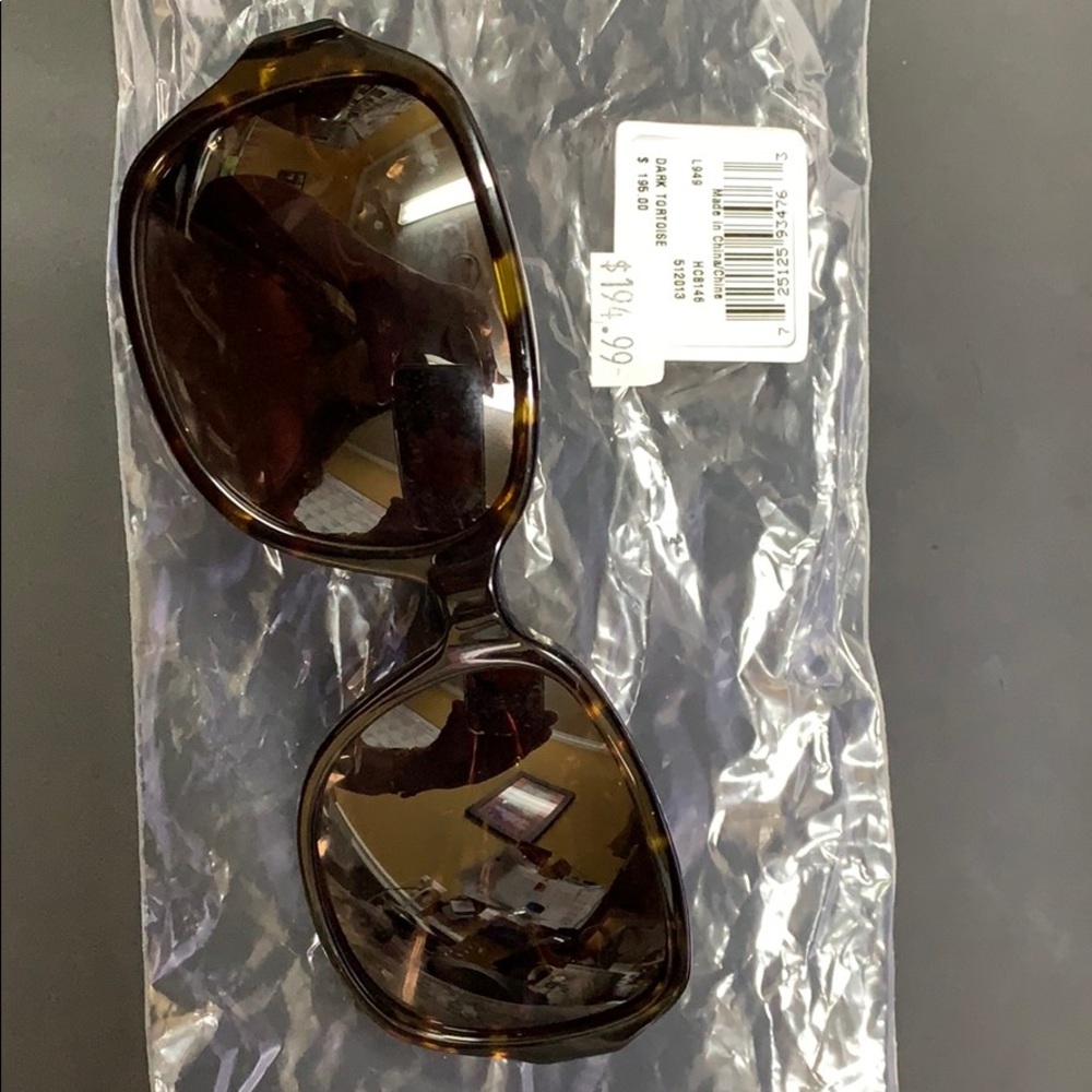 COACH Sunglasses - Picture 2 of 7